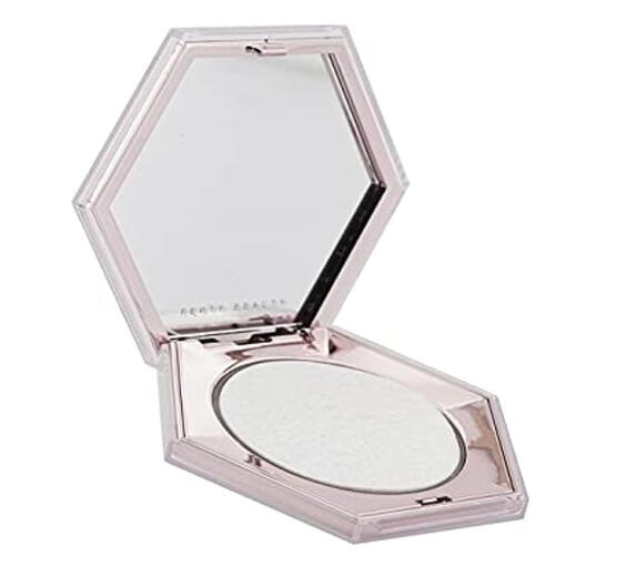 This makes your skin look GLOW✨お肌ツヤッツヤに見える👀